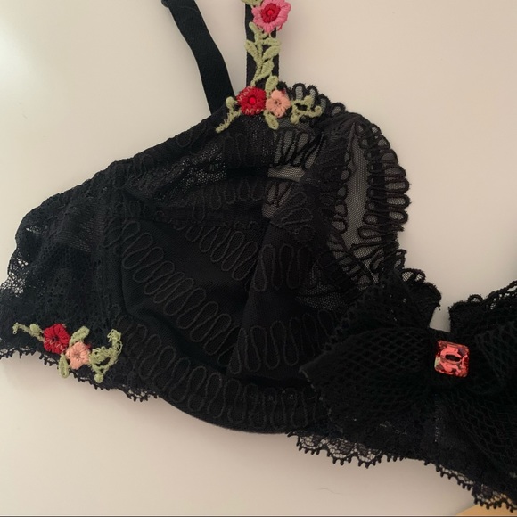 Lise Charmel Floral Lace Bra - Picture 10 of 10
